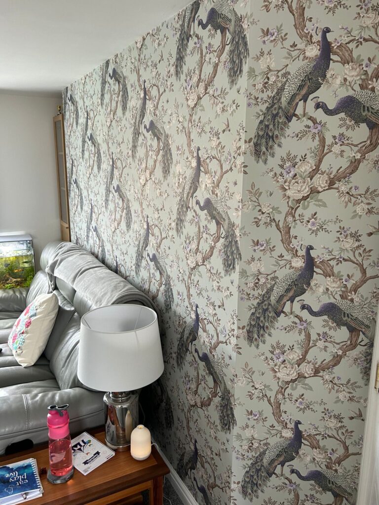 Decorator Leighton Buzzard Wallpaper