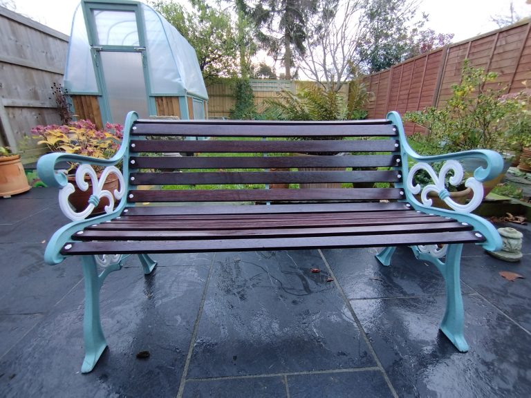 Cast Iron Garden Bench Painting Services refurbishment Buckinghamshire Milton Keynes