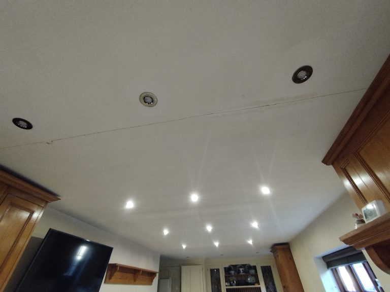 Ceiling water stain damage repair professional painter and decorator Milton Keynes Buckinghamshire Bletchley Buckinghamshire Aylesbury Buckinghamshire