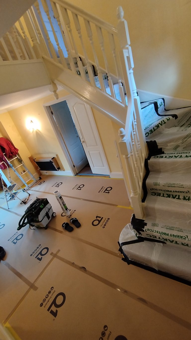 Painter Decorator Woolstone Milton Keynes Professional Decorator James Taylor Vitality Creation Decor Professional Painter & Decorator Milton Keynes Vitality Creation Decor James Taylor